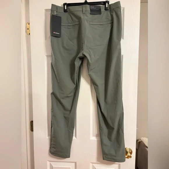Lululemon Men’s ABC Slim Fit Trousers - BRAND NEW WITH TAGS